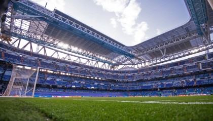 彩票-马卡：皇马vs曼城观众76076人，是伯纳乌翻新后欧战最低上座人数